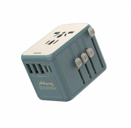 【订单实付低于299元，不发货】MONOCOZZI - BON VOYAGE系列 35W 3 x USB及 2 x USB-C 万用旅游插座（绿色单个）男  4895199108813-F . 商品图0
