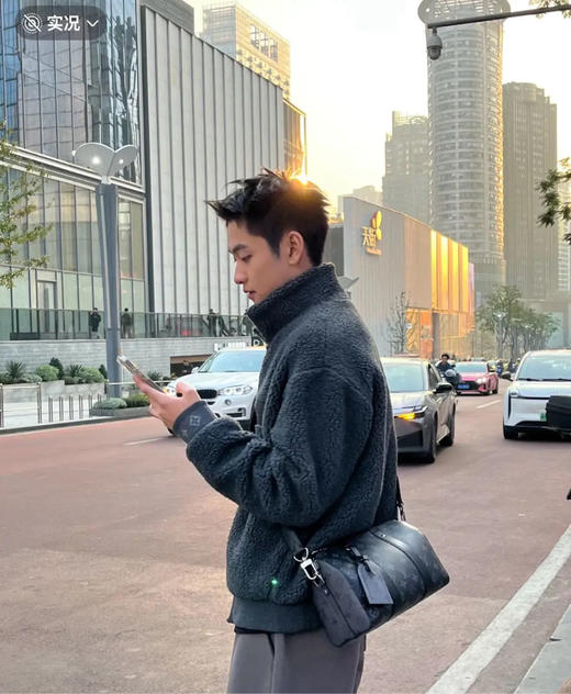 LV Keepall City 黑武士 斜挎包 商品图2