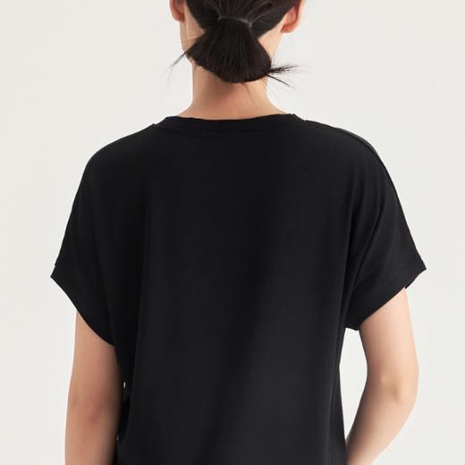 【2026年新款热卖】Mylyis 冰云纱圆领短袖M66306 慵懒随性，清凉一夏；采用兰精莫代尔，手感细腻，舒适透气，亲肤无感； 商品图4