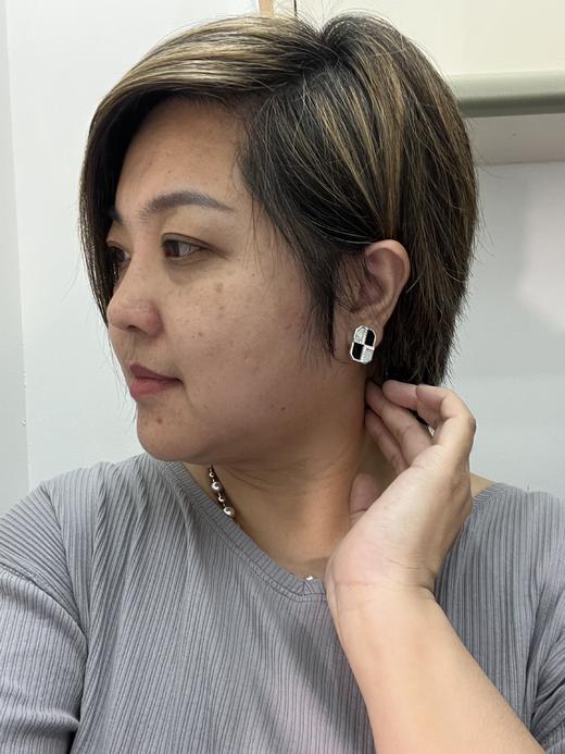 【日本溯源之旅】白昼 Pt900钻石耳夹 黑玛瑙拼接灰贝母 经典钻石方格 简约大牌感  钻石0.27ct. 弹力双夹 10g（展会产品拍下后不支持7天无理由退换货） 商品图2