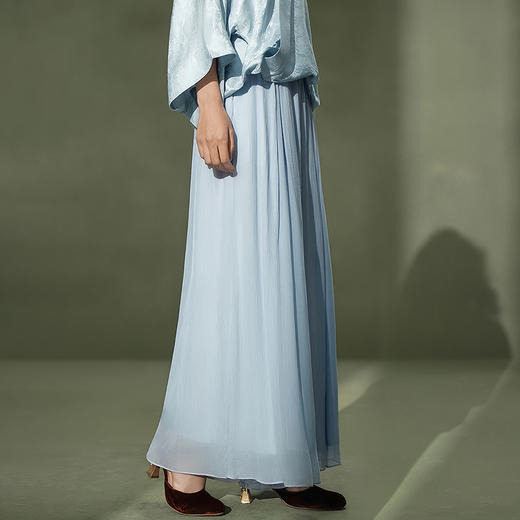 【林栖设计小店】雨霁晴空|远空蓝优雅垂感百搭压褶2026夏新款阔腿裤子 商品图3