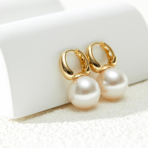N391X8019U00A160 三彩 【2024年】简约仿珍珠耳环小众设计感耳钉优雅通勤耳饰 商品图1