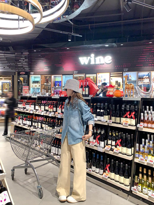 <曾小咸推荐>4.2现货秒杀 ！微信超特价！韩系做旧牛仔蓝衬衫（不含披肩） 日常229.99 立减120 秒杀109.99！！ 商品图13