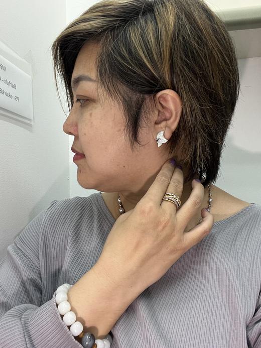 【日本溯源之旅】月伴 18k金钻石耳夹 设计师独家款 南非白钻璀璨耀目 钻石 1.0ct  上耳修饰感极强 经典弹力夹 8.1g （展会产品拍下后不支持7天无理由退换货） 商品图4