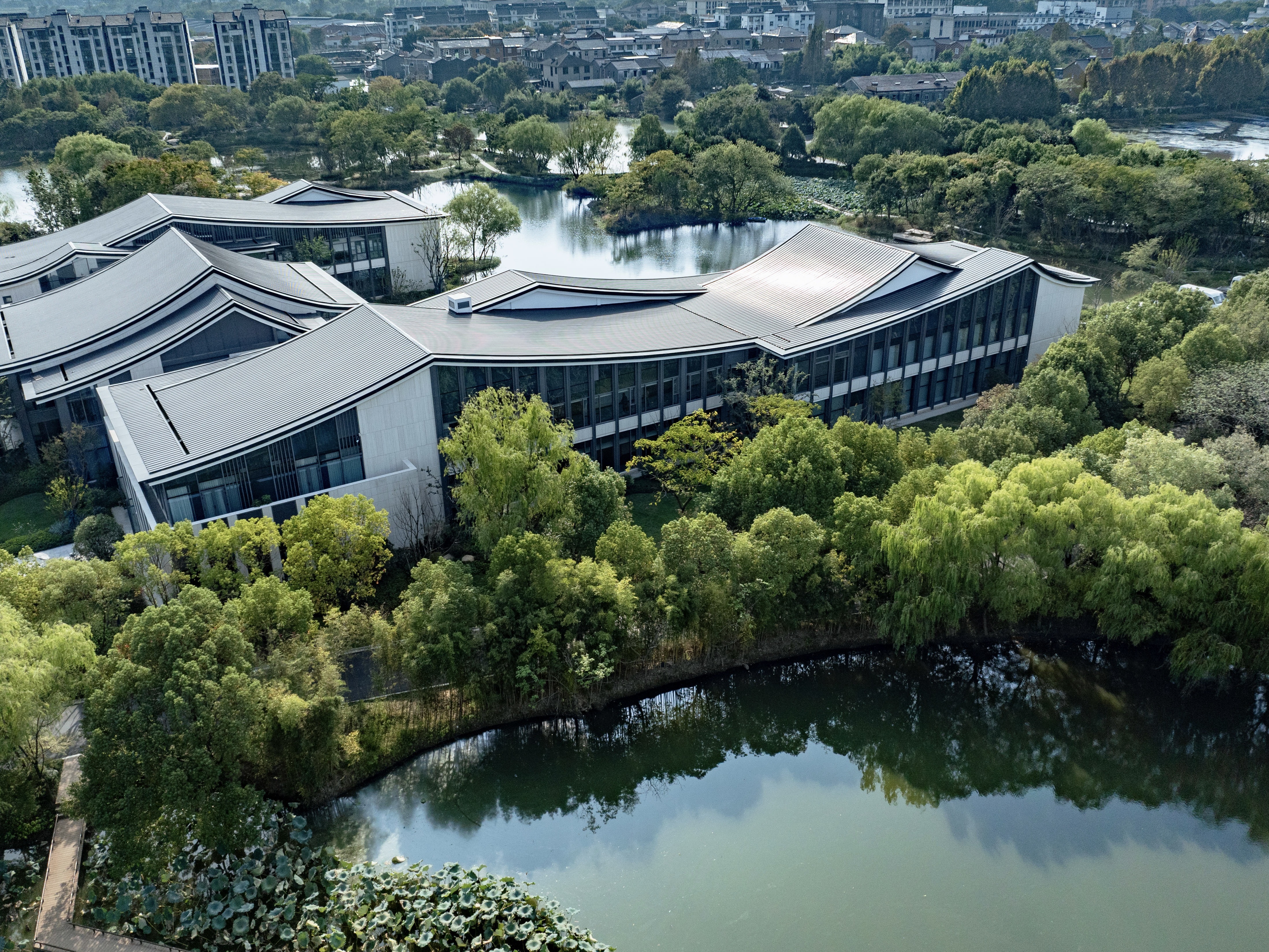 德清洛漾半岛雷迪森庄园×湖畔醒春季系列套餐·周末清明端午不加价丨湖州