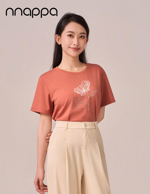 英文花朵圆领女上衣CA7348 商品图2