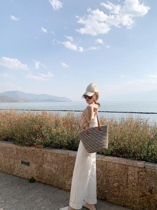 <曾小咸推荐>4.2现货秒杀 ！微信超特价！2色九分阔腿牛仔裤 日常189.99 立减100 秒杀89.99！！卡其色开衫秒杀59.99！！ 商品图9