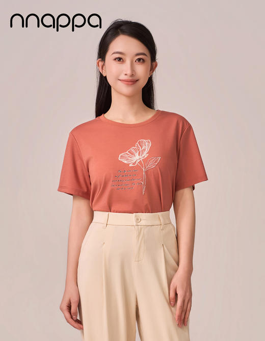 英文花朵圆领女上衣CA7348 商品图0