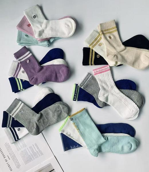 出韩国订单！ 露露运动中筒袜 ！ 商品图4