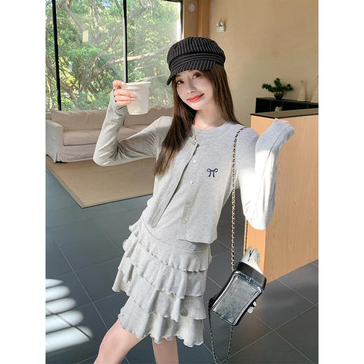 <曾小咸推荐>4.3现货秒杀 ！微信超特价！韩系假两件长袖连衣裙 日常229.99 立减130 秒杀99.99！！ 商品图2