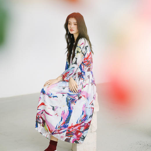 绽放172朵/「余味-2」花仙子*zijun联名系列亚麻印花松紧腰连衣裙 商品图0