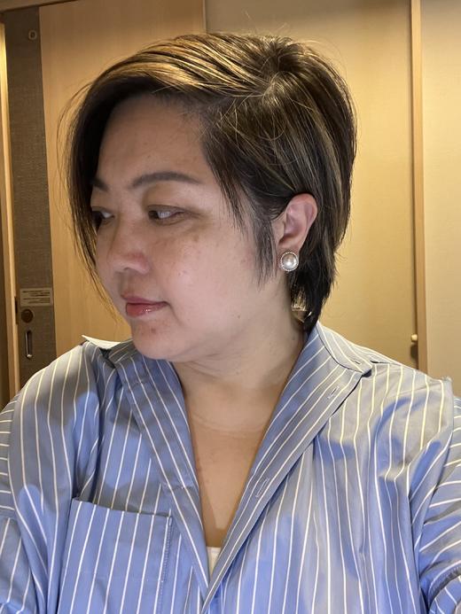 【日本溯源之旅】14k金马贝耳夹 通勤必备 青光炫色 马贝尺寸12-13mm 经典麻花边 弹力双夹 3.8g（展会产品拍下后不支持7天无理由退换货） 商品图4