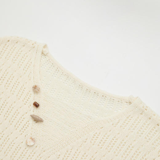 西遇法式慵懒镂空针织衫2026春薄款贝壳装饰休闲透气罩衫上衣H0060243 商品图5