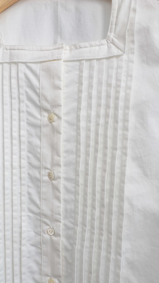 初夏恋曲|法式风琴褶方领衬衫 商品图2