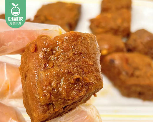 【预售-4月8日配送】【到手2盒】周黑鸭卤鸭脖（甜辣味）/1份（150g*2盒）赠1罐轻上水果桶芭乐青提汁420ml生产日期：3月27日左右 商品图2