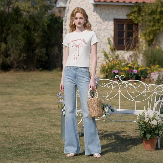 西遇蝴蝶结印花短袖T恤女2026夏新款收腰显瘦短款辣妹设计感上衣E0060272 商品图4