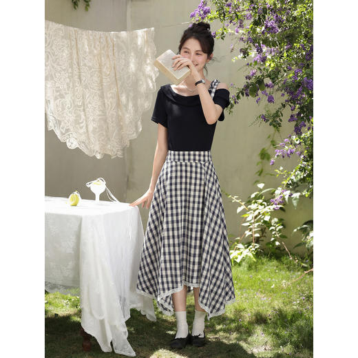 鹿向南【0405/20:00新品前1小时7折限100件】藏蓝色T恤半身裙套装 商品图3