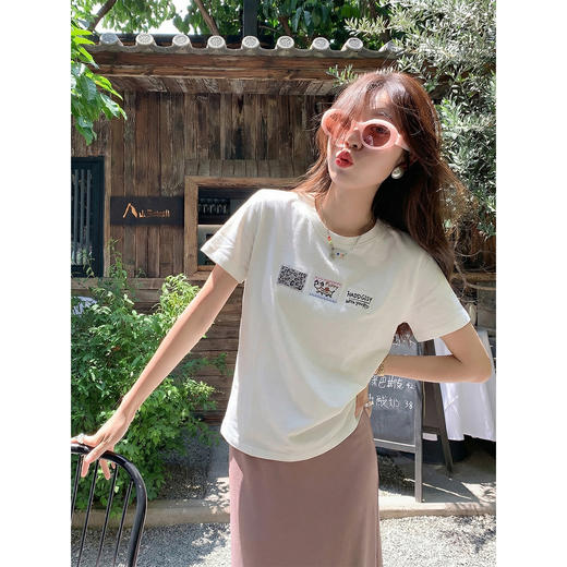 <曾小咸推荐>4.3现货秒杀 ！微信超特价！韩系贴布绣小狗短袖 日常149.99 立减80 秒杀69.99！！ 商品图0