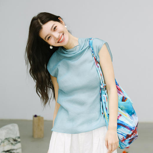 绽放180朵/小青*zijun联名系列丝棉绡缎堆领宽肩背心绞花无袖T恤 商品图2