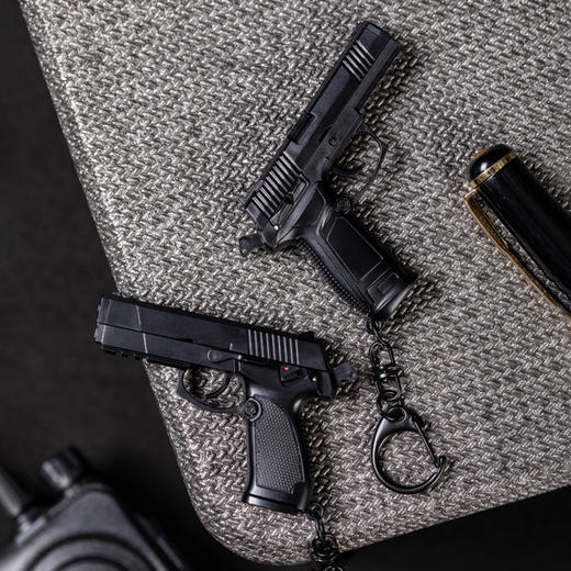 【92模型钥匙扣】高还原92模型 部件可活动包包钥匙挂件挂饰 商品图8