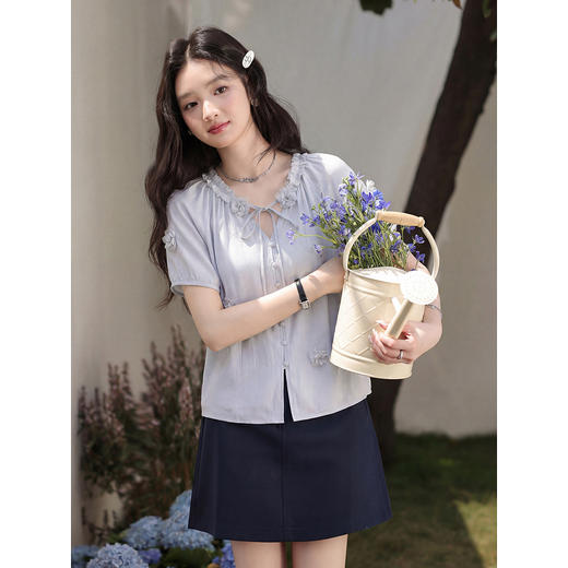 鹿向南【0405/20:00新品前1小时7折限量100件】蓝色花边短袖衬衫 商品图2