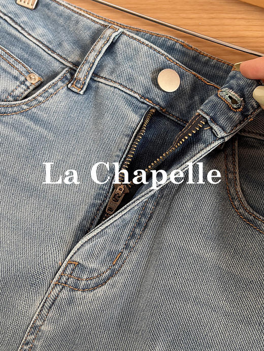 专柜实拍【时髦通勤】拉夏贝尔/La Chapelle显瘦有型单扣后腰撞色标简约设计感微弹直筒窄版牛仔裤 商品图4