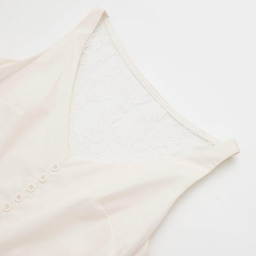 西遇法式V领吊带连衣裙女2026夏季新款重工蕾丝拼接气质背心长裙E0060266 商品图5