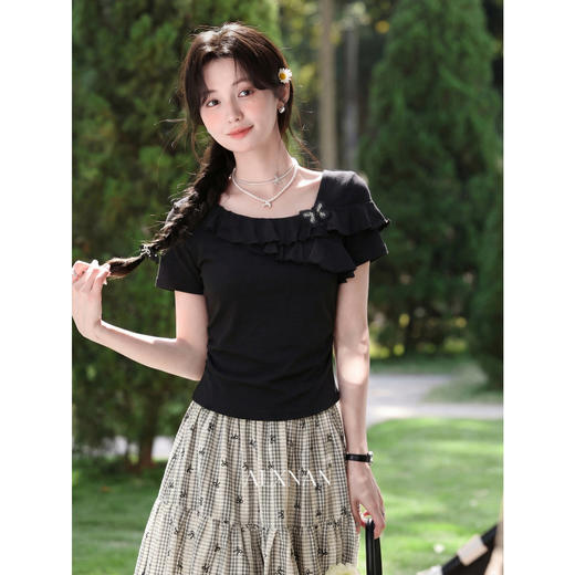 鹿向南【0405/20:00新品前1小时7折限量100件】设计感黑色T恤短袖 商品图1