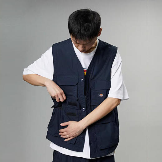 Dickies工装马甲男休闲多口袋城市机能休闲宽松风格背心 DK013072 商品图3