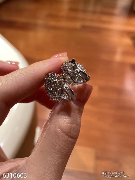 6310603，葫芦耳钉。具体价格微信咨询 商品图6