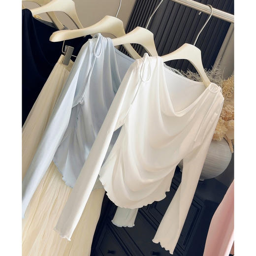 【韩系褶皱收腰荡领长袖】春季新款 气质修身显瘦T恤女 短款打底衫上衣  商品图0