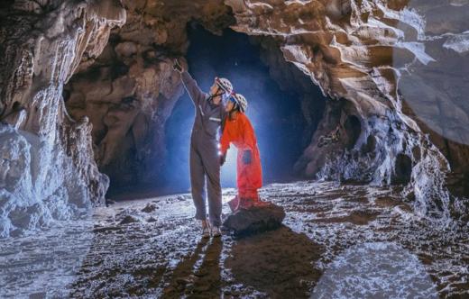 五一限时早鸟减200【探秘贵州·上天入地小勇士】5天4晚亲子营，中国天眼FAST天文课堂、中国天峒地心探险、卡斯特洞穴速降、中国天坑地质课堂、布依寨非遗体验，打卡天空之桥 商品图0