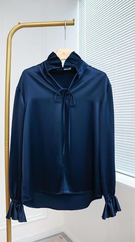 绾风|鎏光花瓣领缎面衬衣