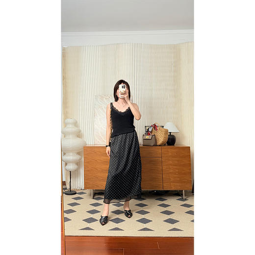 【贝拉推荐】自由切换 莱赛尔桑蚕丝针织两件套  ROW风格睫毛蕾丝吊带+长袖极简外披 空调衫+防晒衫 手感好到爆！专柜品质 商品图5