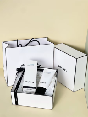 【送礼盒礼袋】CHANEL香奈儿山茶花洗面奶 柔和净肤泡沫洁面乳清洁肌肤 150ml