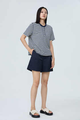 水淼2026夏爆款休闲百搭显瘦条纹半门襟T恤2350