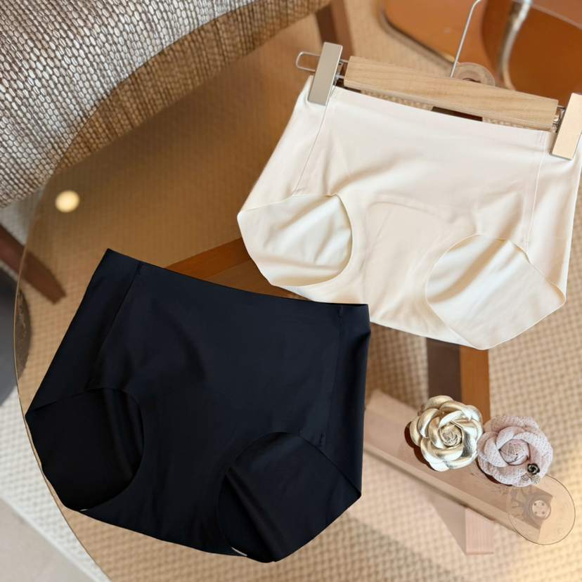 特   2604101   瑜伽内裤 无缝内裤（2条装，黑+肤）