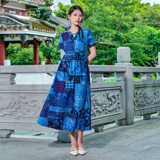 【春季新品】水色天晴扎染连衣裙 | 预售15天 商品图2