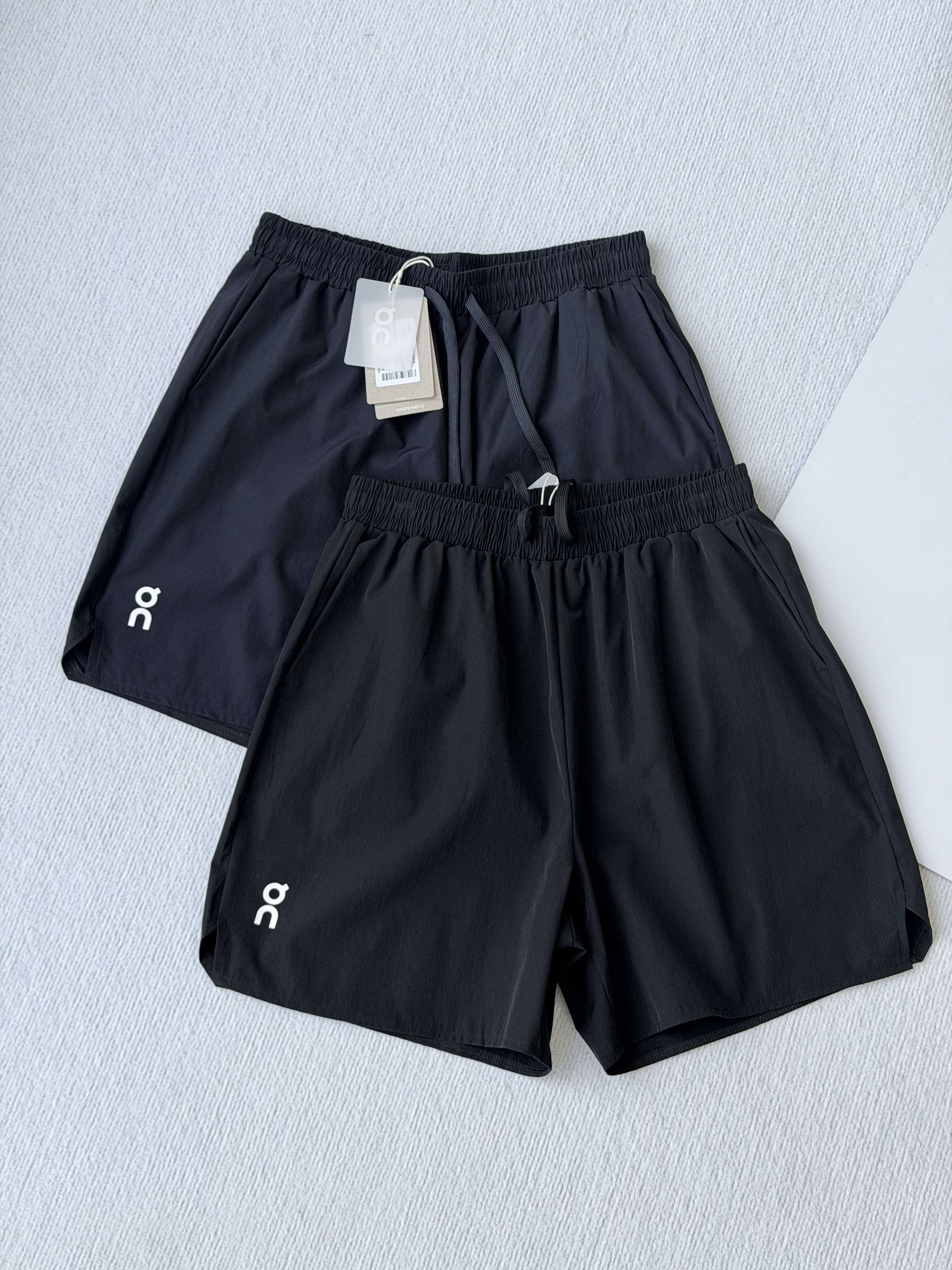 两色！On 昂跑 Core Shorts 9英寸速干运动跑步短裤