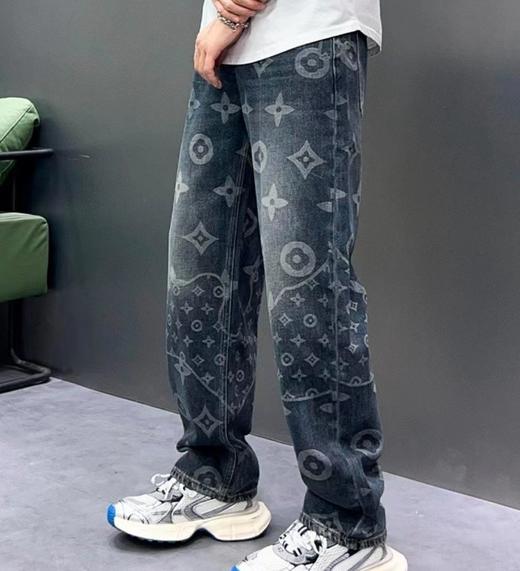 F040203春秋季新款休闲时尚百搭直筒满印提花款男士牛仔裤长裤 商品图4