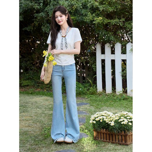 鹿向南【0405/20:00新品前1小时7折限量100件】白色V领短袖T恤 商品图4