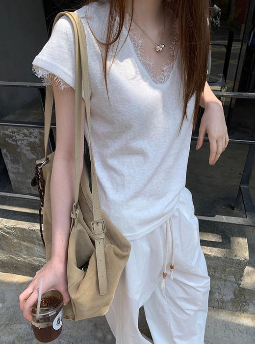 慵懒浪漫睫毛蕾丝V领水洗棉T恤 商品图13