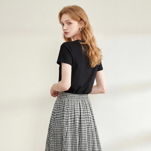 西遇蝴蝶结印花短袖T恤女2026夏新款收腰显瘦短款辣妹设计感上衣E0060272 商品图3