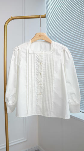 初夏恋曲|法式风琴褶方领衬衫