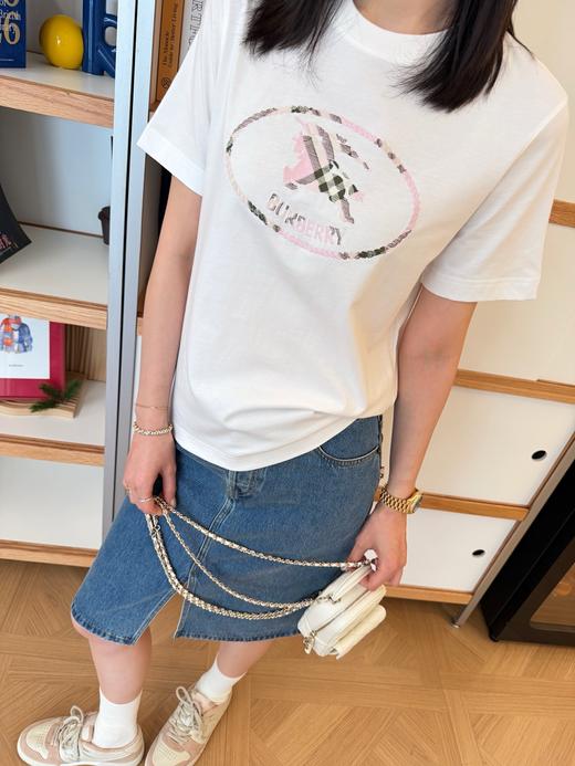 巴宝莉 26ss新款粉色战马短袖 商品图0