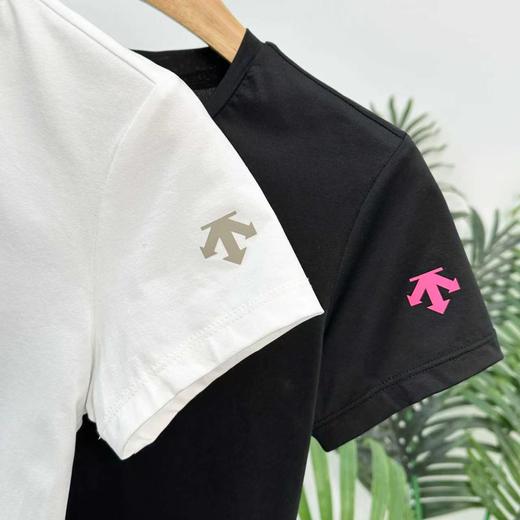 点此购买 迪桑特夏季TRAINING系列女士收腰短袖T恤 qk 344047 商品图12