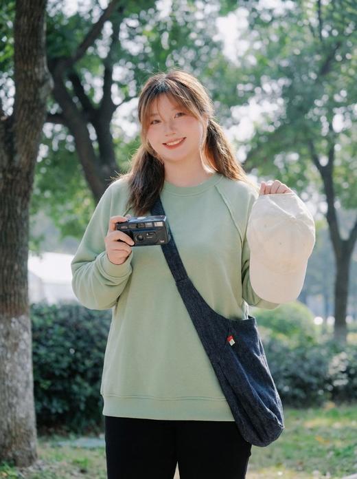 【群内福利】【春季卫衣】✨【年轻十岁】心选首款自主研发“活力感”卫衣！定制面料，现货无补！定染四色，高级不撞色！包容遮肉，休闲无敌，舒适无敌 商品图1