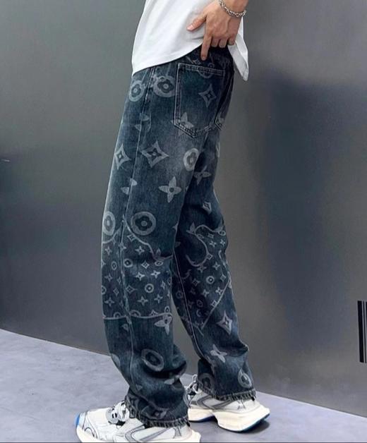 F040203春秋季新款休闲时尚百搭直筒满印提花款男士牛仔裤长裤 商品图1