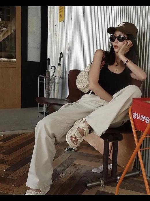 香奈儿 经典系列 魔术贴凉/拖鞋 商品图2