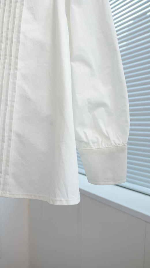 初夏恋曲|法式风琴褶方领衬衫 商品图3